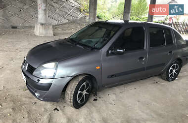 Renault Symbol  2004