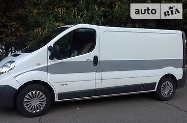 Renault Trafic LONG 2012