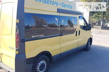 Renault Trafic  2003