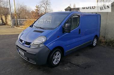 Renault Trafic  2003