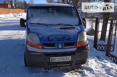 Renault Trafic  2005