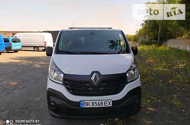 Renault Trafic  2015