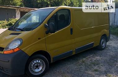 Renault Trafic  2003