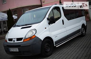 Renault Trafic  2004