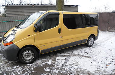 Renault Trafic  2003