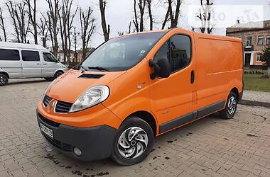 Renault Trafic  2011