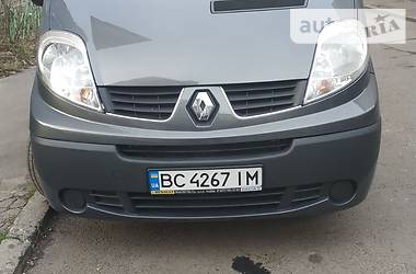 Renault Trafic  2012