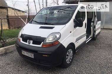 Renault Trafic  2003