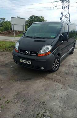 Renault Trafic  2005