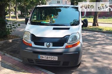 Renault Trafic  2004