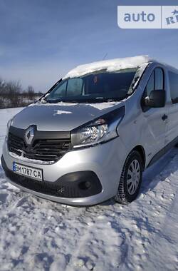 Renault Trafic  2015