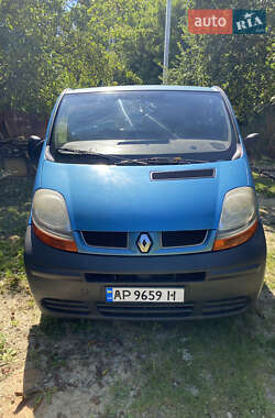 Renault Trafic  2003