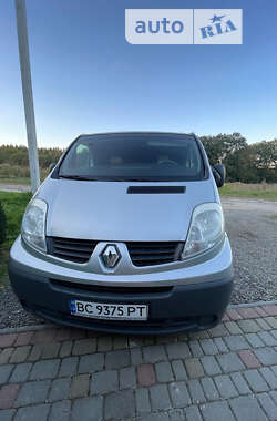 Renault Trafic  2010