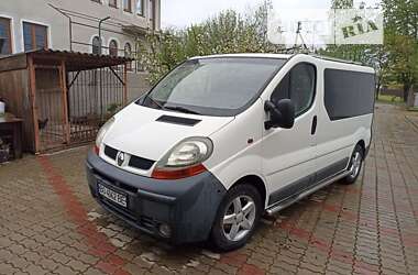 Renault Trafic  2004