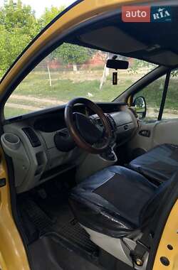 Renault Trafic  2002