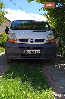 Renault Trafic  2003