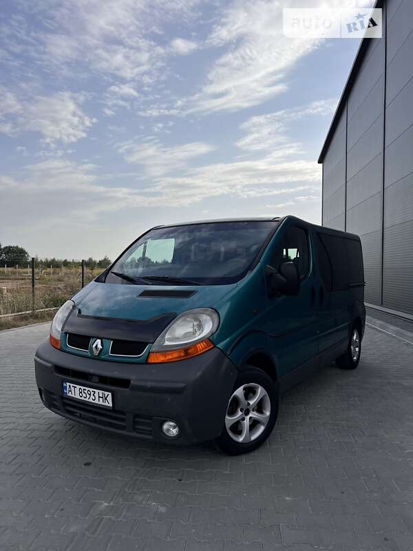 Renault Trafic 2005 року в Івано-Франківську