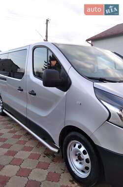Renault Trafic  2015