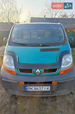 Renault Trafic  2006