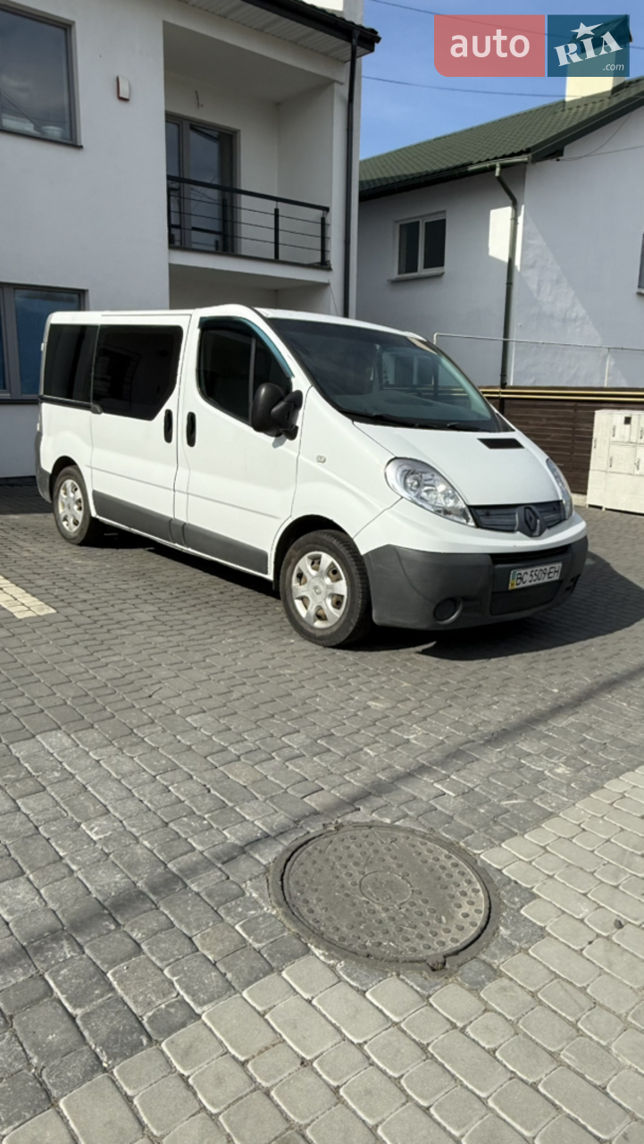 2012 Renault Trafic - мініатюра 2