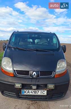 Renault Trafic  2006
