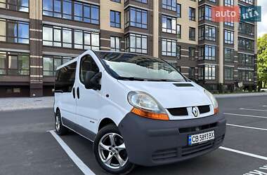 Renault Trafic  2004