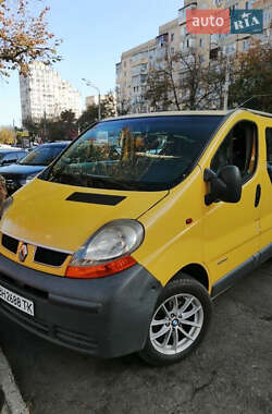 Renault Trafic  2005