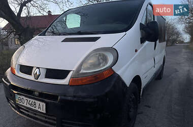 Renault Trafic  2004