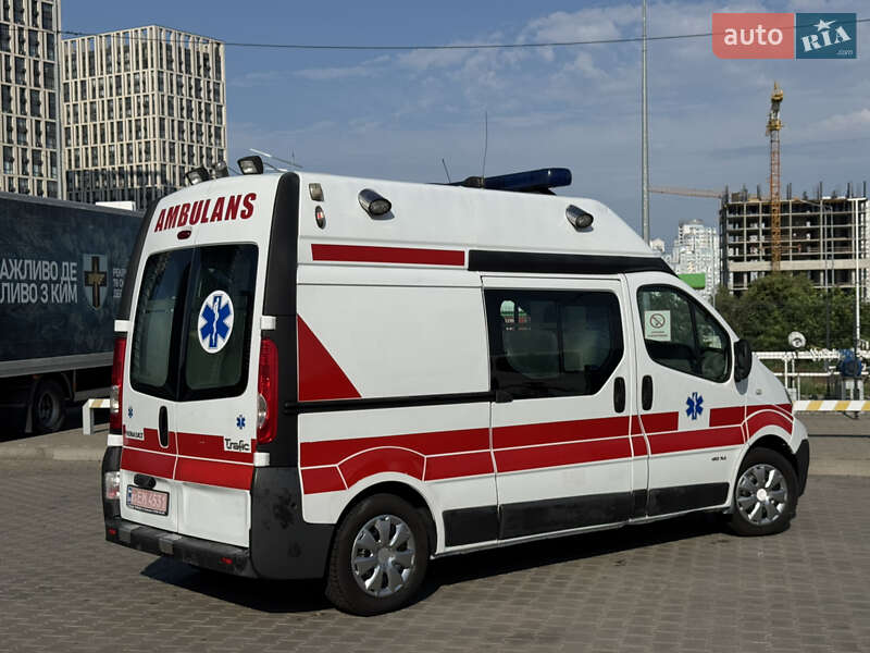 Спецтехніка Renault Trafic