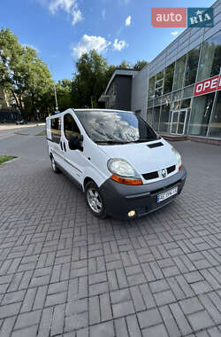 Renault Trafic  2002