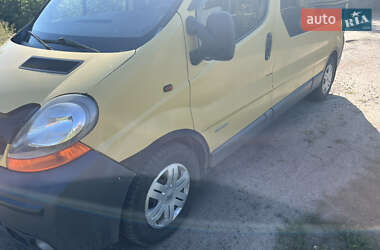Renault Trafic  2005