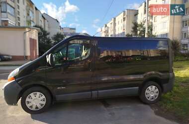 Renault Trafic  2005