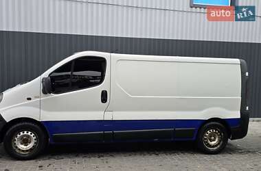 Renault Trafic  2004