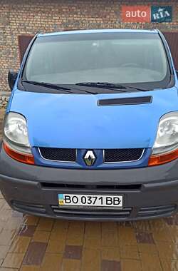Renault Trafic  2005