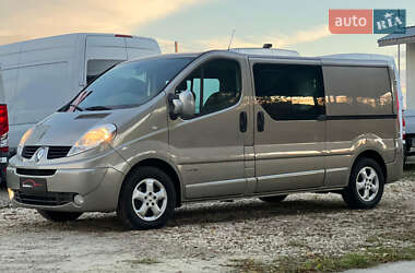 Renault Trafic  2012