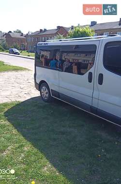 Renault Trafic  2004