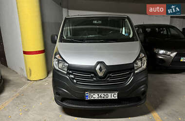 Renault Trafic  2015