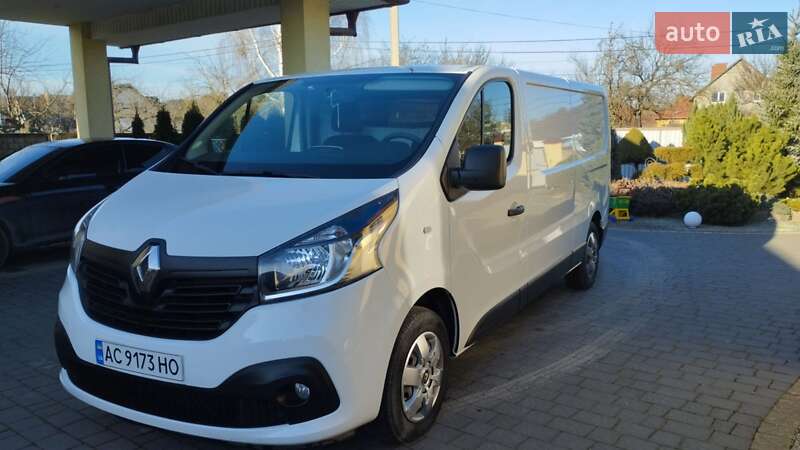 Вантажний фургон Renault Trafic