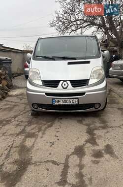 Renault Trafic  2012