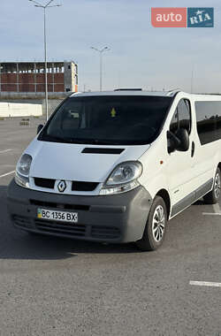 Renault Trafic  2005