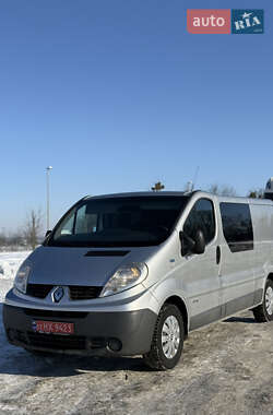 Renault Trafic  2012
