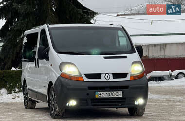 Renault Trafic  2004