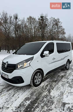 Renault Trafic  2015