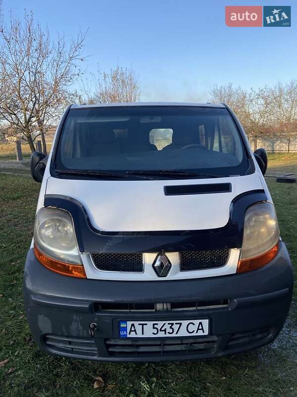 Renault Trafic 2004