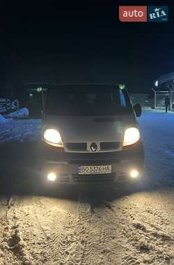 Renault Trafic  2004