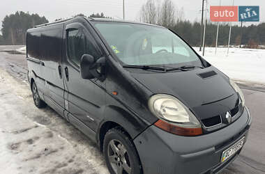 Renault Trafic  2005