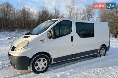 Renault Trafic  2011