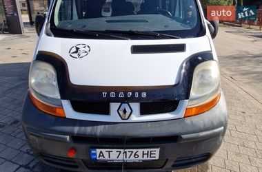 Renault Trafic  2005