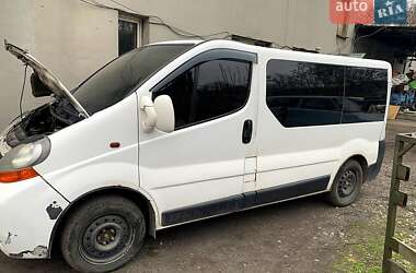 Renault Trafic  2003