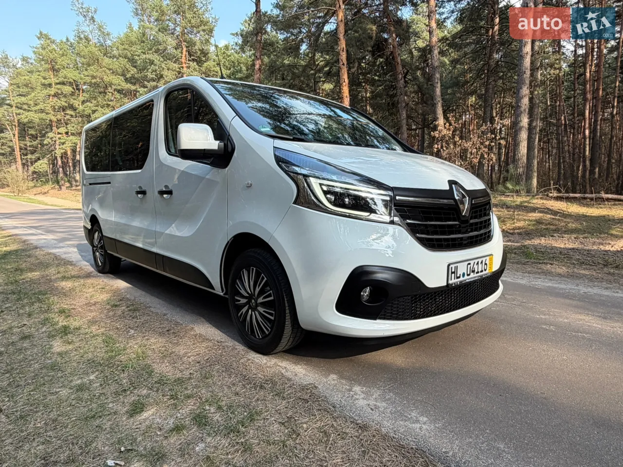 2021 Renault Trafic - мініатюра 3